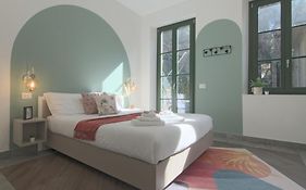 Ca Del Lasco - Modern Apartments In Classic Villa